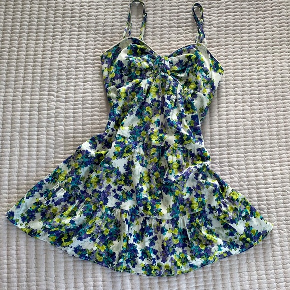 Jessica Simpson floral sun dress š
